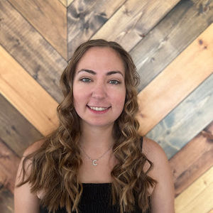 Meet your Posher, Taya
